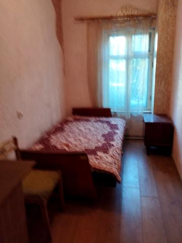 Абрикосова вул., 3