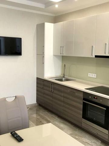 Микільсько-Слобідська вул., 1-А