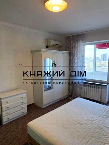 Іпсилантіївський пров. (Аїстова вул.), 3