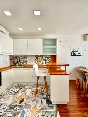 Урлівська вул., 40