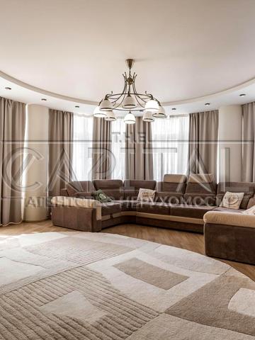 Полтавська вул., 10