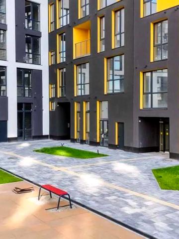 Богдана Хмельницького вул., (ЖК Вежа (будинок 1))