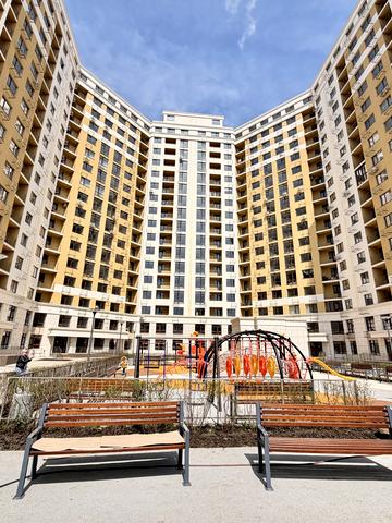 Князя Ярослава Мудрого просп., 4