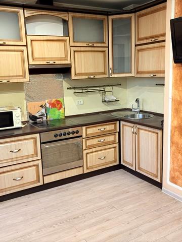 Урлівська вул., 30