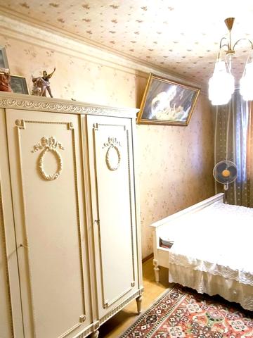 Севастопольська вул., 30