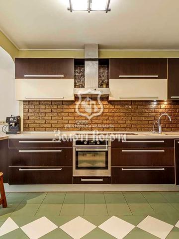 Лукянівська пл., 63