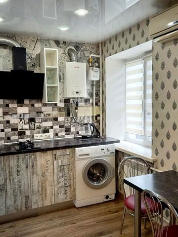 Науки просп. (Гагаріна), 82