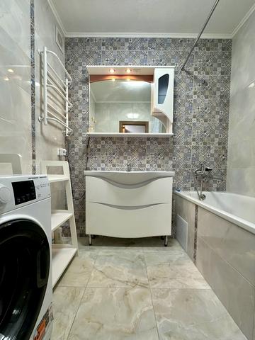 Коноплянська вул., 22-Б