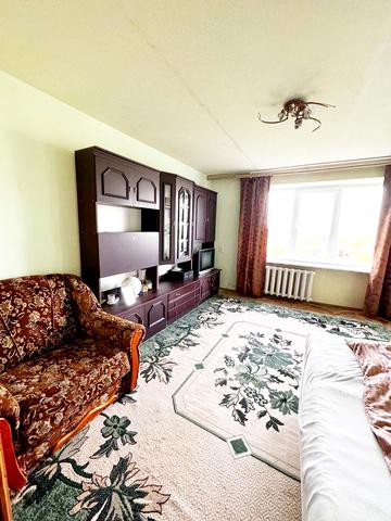 Медової Печери вул. (), 38