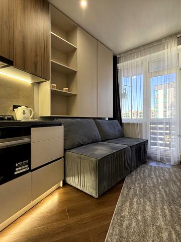 Героїв Небесної Сотні просп., (Будинок 20/10)