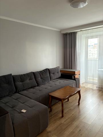 Героїв Десантників вул., 23