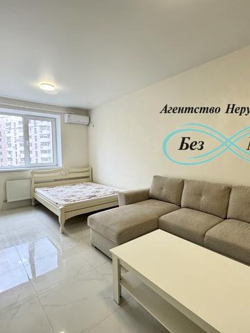 Миру вул., 16