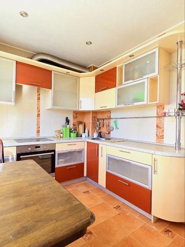 Архітекторів вул., 34