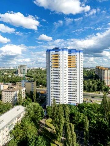 Любомира Гузара просп. (Космонавта Комарова), 26