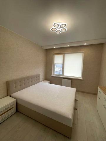 Вишняківська вул., 4