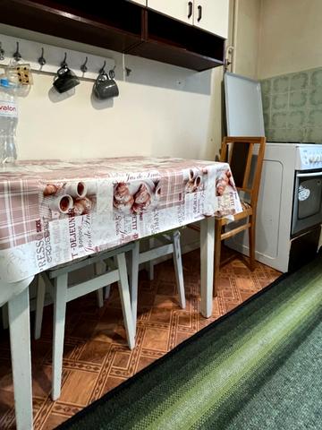 Європейського Союзу просп. (Правди), 64-Б