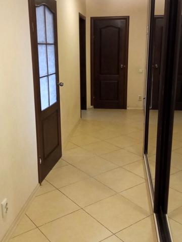 Червоної Калини просп. (Володимира Маяковського), 68