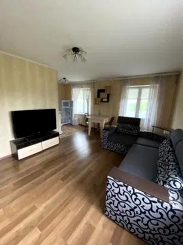 Академіка Янгеля вул., 3