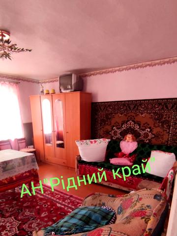 Центральна, 10