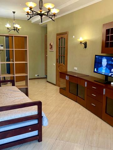 Жилянська вул., 59