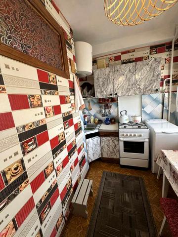 Борщагівська вул., 99