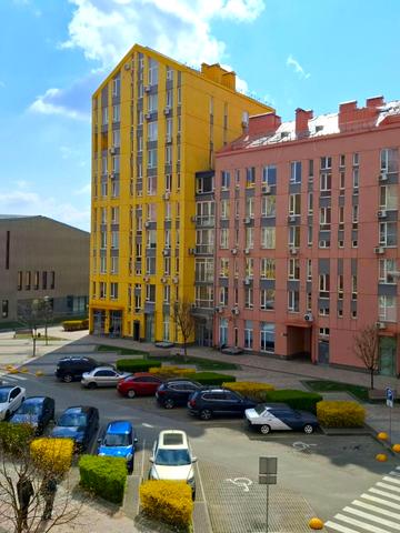 Юрія Липи вул., 6