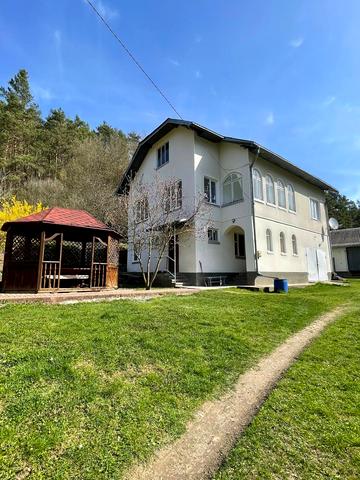 Зелена вул.