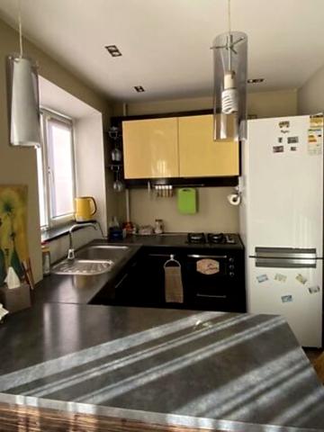 Фабрична вул., 5