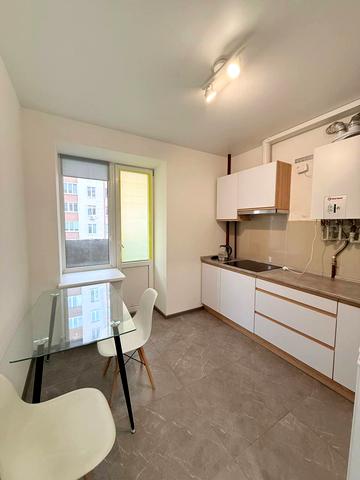 Лесі Українки бульв., 10