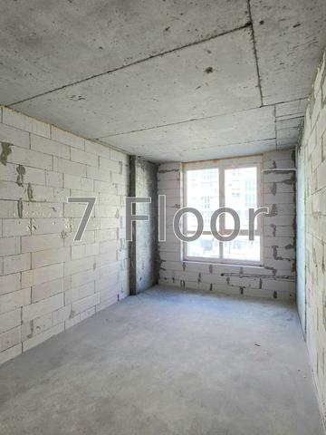 Машинобудівників вул., 16