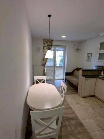 Джерельна вул., 87