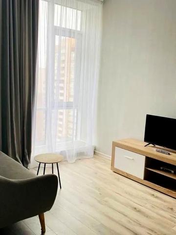 Сімферопольська вул., 2-Н