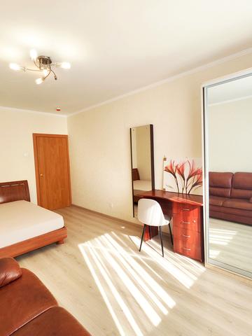 Урлівська вул., 34