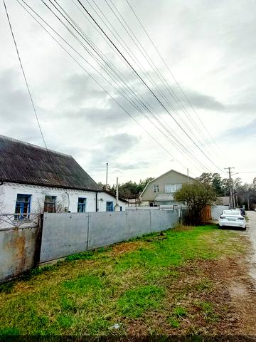Захисників України (Пушкіна), 4