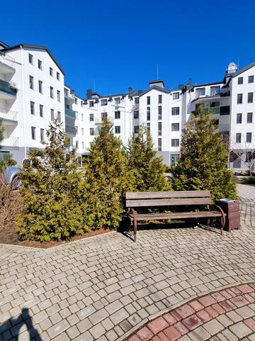 Академіка Сахарова вул., (Будинок 1)