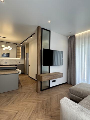 Краснова вул., 1-Б