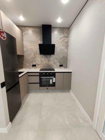 Миколаївська вул., 3-Б