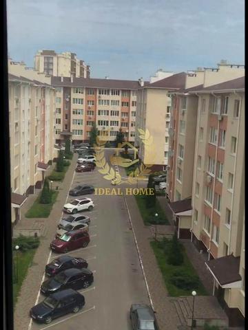 Подільська вул., 1