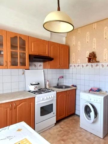 Оболонський просп., 7