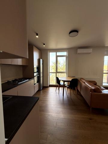 Зелена вул., 204а