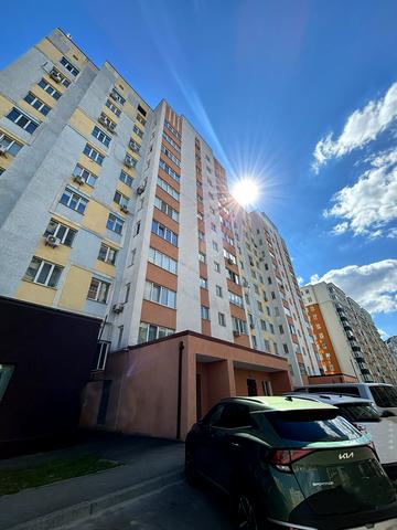 Боголюбова вул., 13