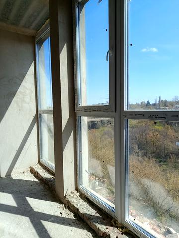 Героїв Десантників вул., (Будинок)