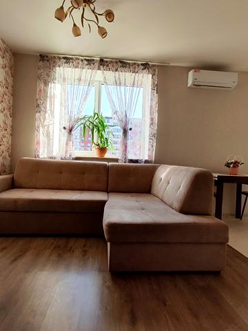 Співдружності вул., 1