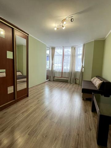 Червоної Калини просп., 72-А