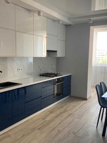 Івана Пулюя вул., 40/15