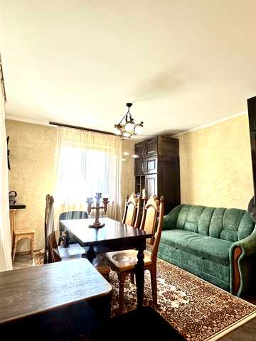 Роменська вул., 16