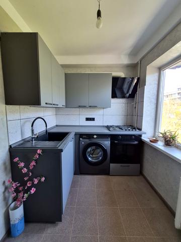 Зодчих вул., 62