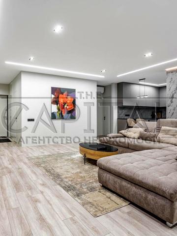 Золотоустівська вул., 25