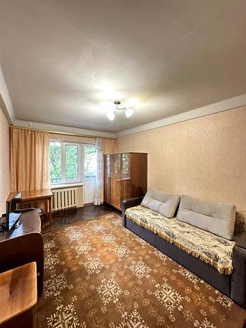 Олександра Довженка вул., 12