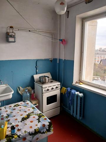Олександра Клосовського вул., 10